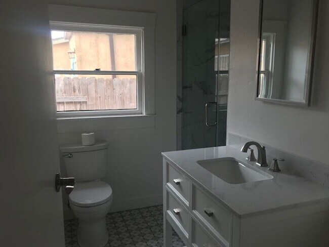 Building Photo - 3610 Alexia Place