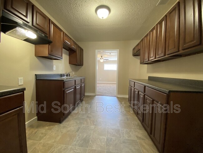 Foto del edificio - 1487 Wilson St
