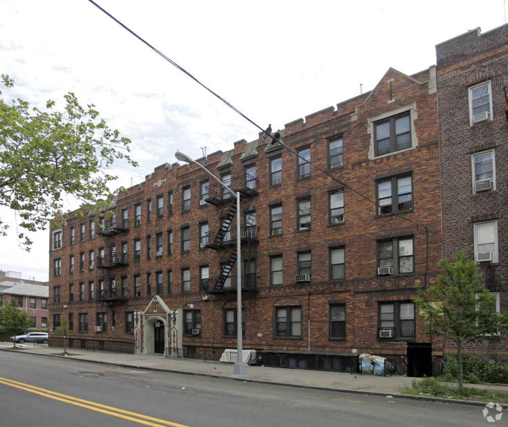 Building Photo - 1026-1030 Willmohr St