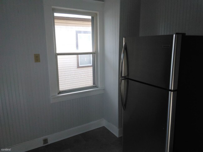 Building Photo - 2 br, 1 bath House - 7201 38th Ave