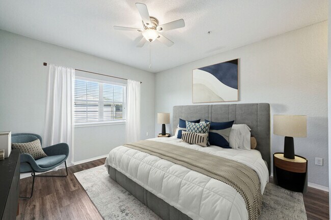 Foto del edificio - THE PARQ AT CROSS CREEK