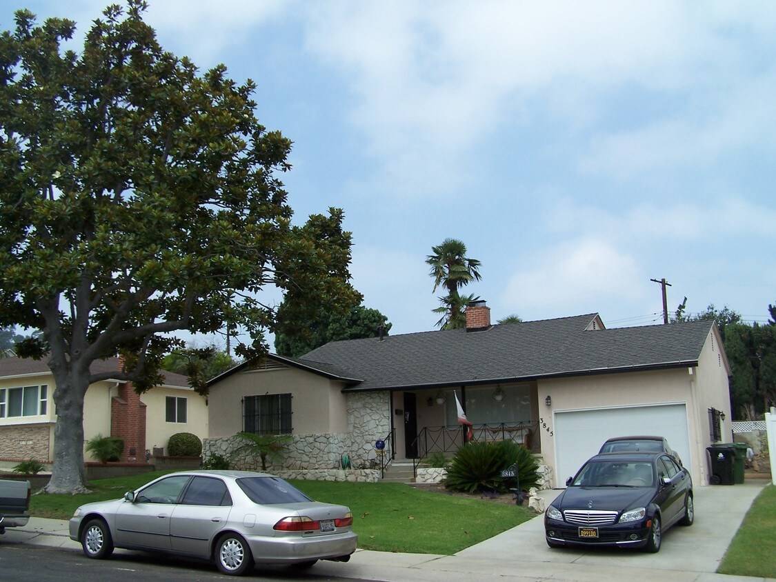 3845 S Cloverdale Ave, Los Angeles, CA 90008 House for Rent in Los