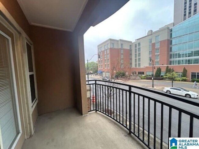Foto del edificio - 401 20th St S