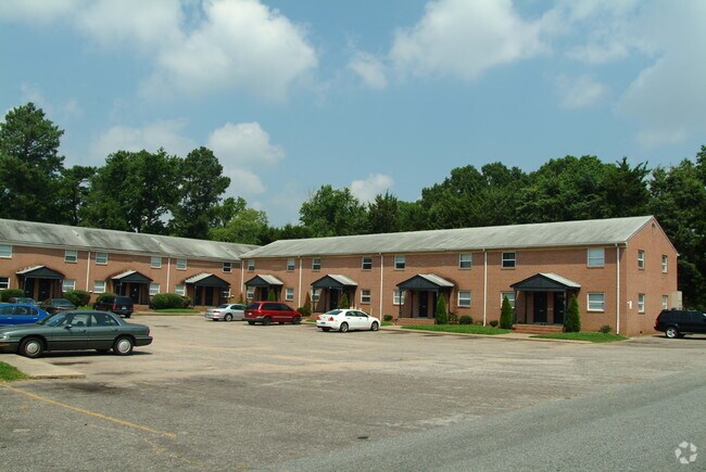 Building Photo - Remuda Crossing