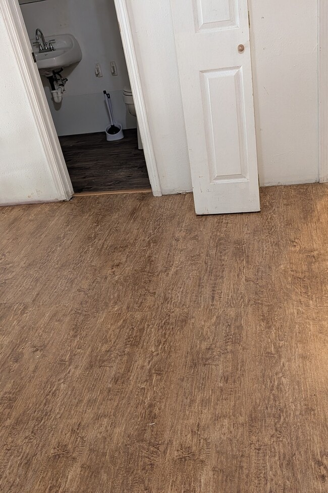 second bath and washroom - 805 E Avenue C