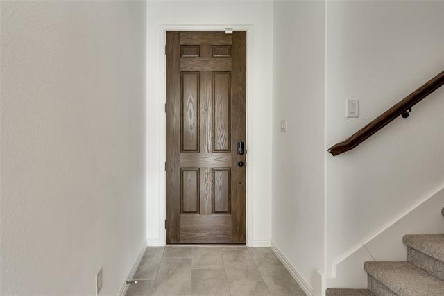 Building Photo - 2305 Molly Ln