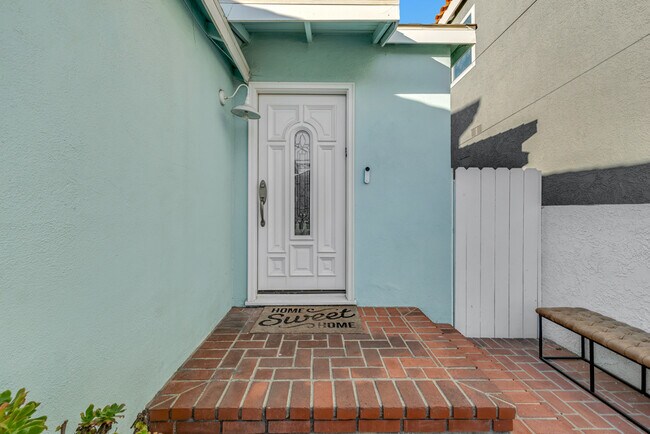 Foto del edificio - 1623 Carlson Ln