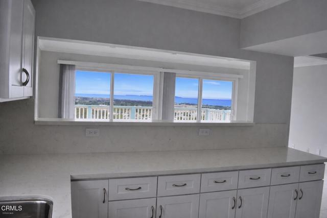 Foto del edificio - 3309 Hilltop Dr