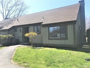 Building Photo - 426 Heritage Vlg