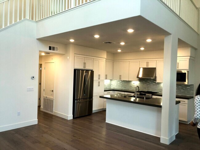 Foto del edificio - 45079 Insight St