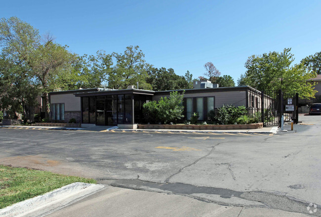 Building Photo - Bethany Square Apartments