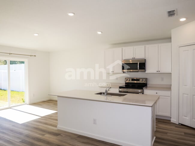 Foto del edificio - 2965 Grand Finale St