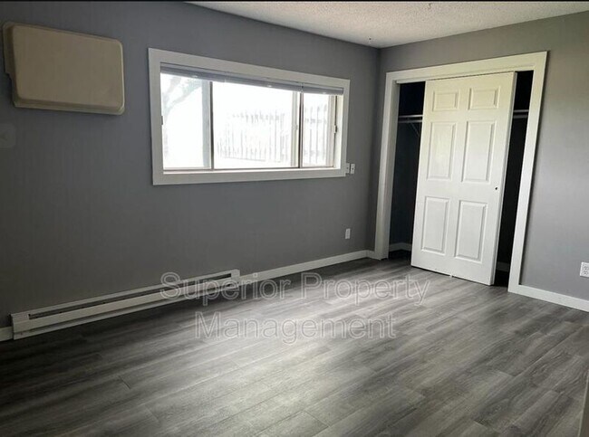 Foto del edificio - 901 4th Ave