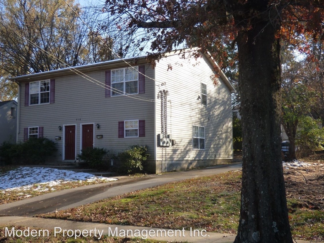 Primary Photo - 216 Transcript Ave