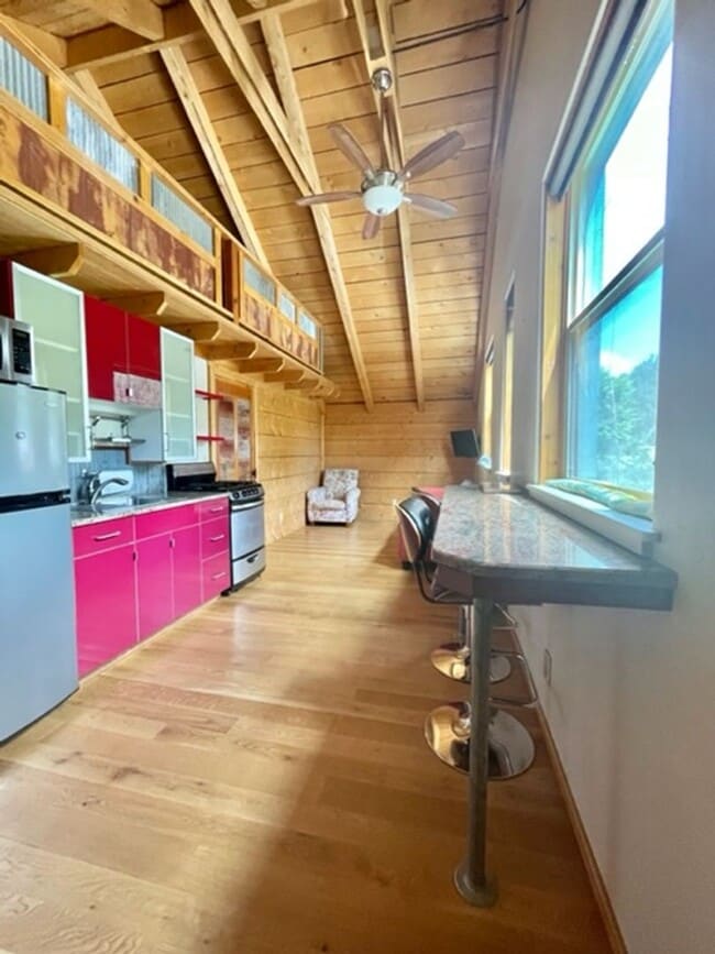 Building Photo - 1BD Loft in the Heart of Downtown Pagosa Springs