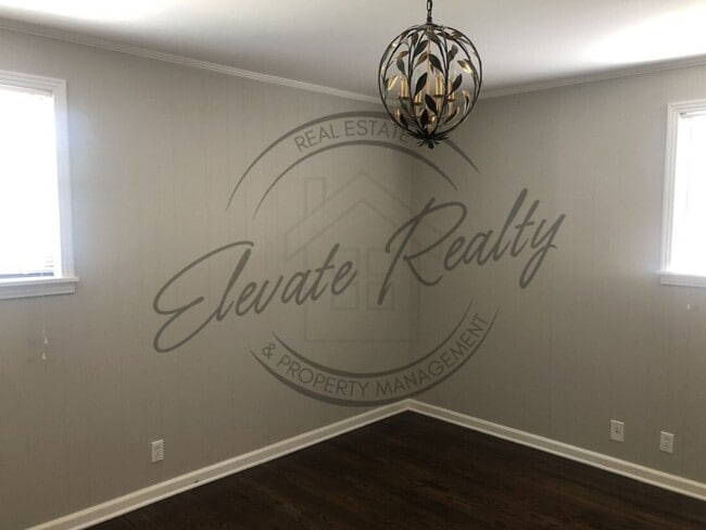Building Photo - Gorgeous Goodlettsville qaudplex with lake...