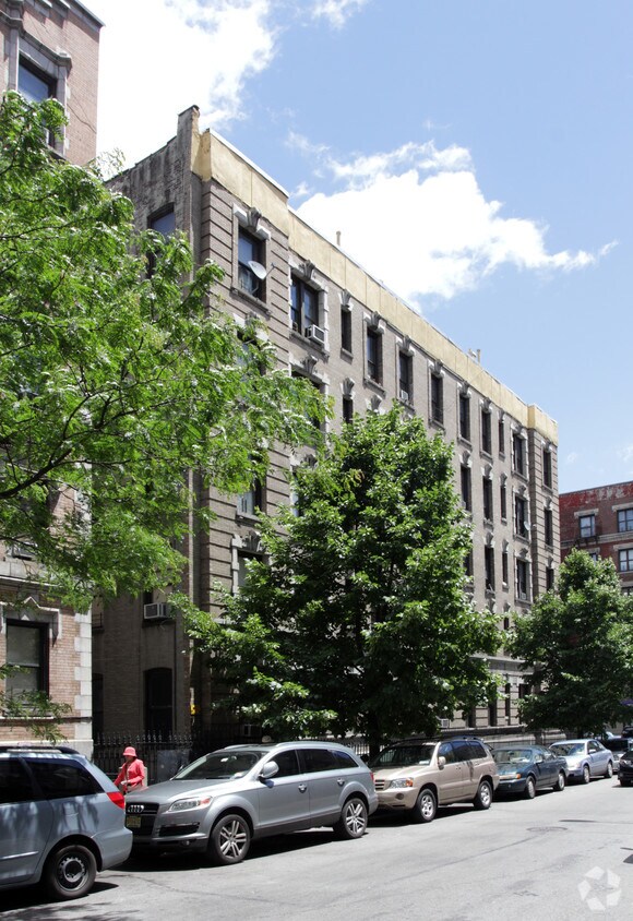 Foto del edificio - 86 Wadsworth Ave