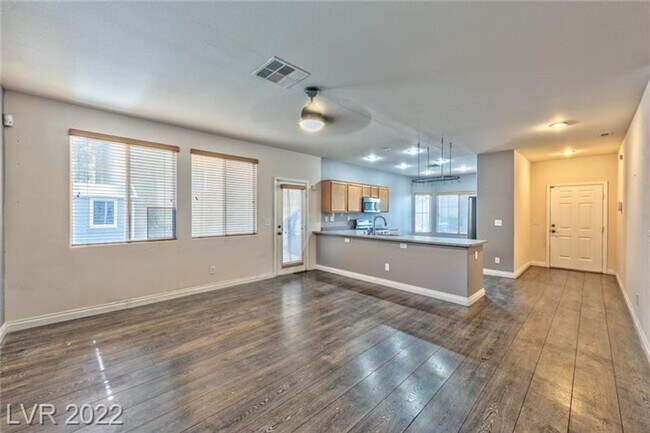 Foto del edificio - 3BD/2.5BA | Open-Concept Living in Gated Cottages at Southern Hills