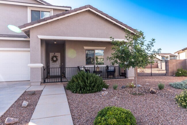 Building Photo - Beautiful 2-Story Home, 5 Bedroom, 3 Full ...