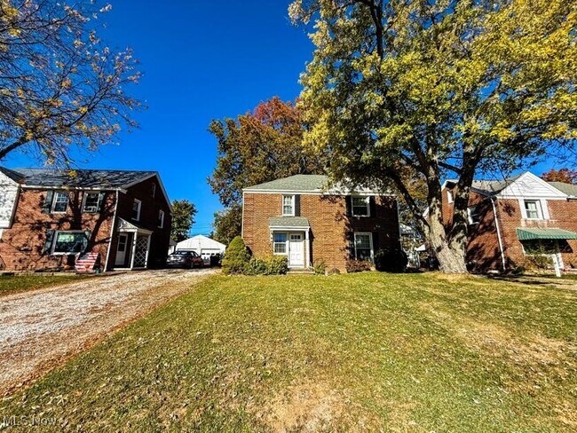 Foto del edificio - 2319 Broad Blvd