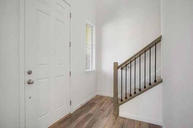 Foto del edificio - Eco-Friendly 4BR Townhome in Erie