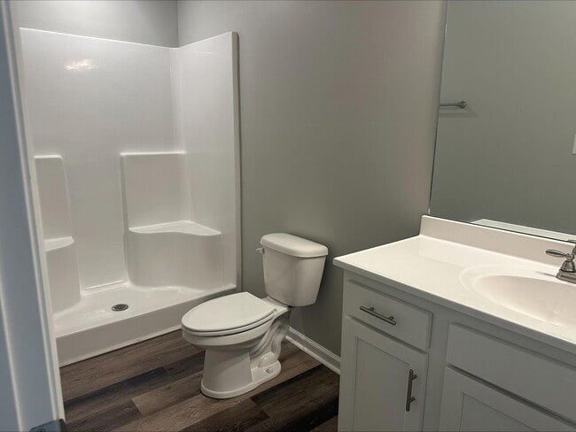 Building Photo - 2038 Dolly Dr
