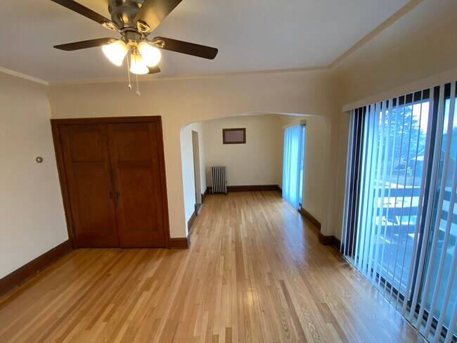Foto del interior - 5502 W Burnham St