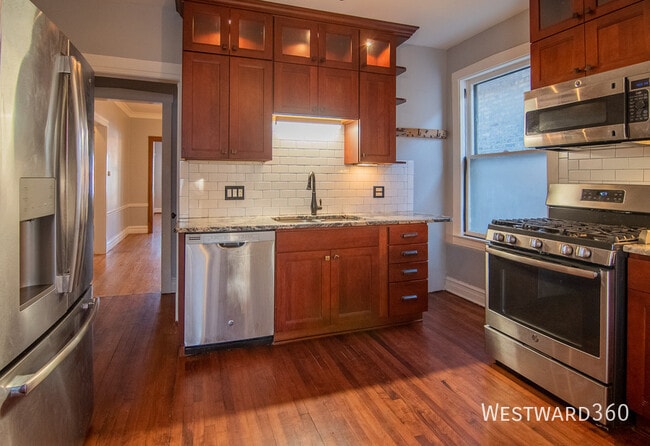 Foto del edificio - 4246 N Menard-
