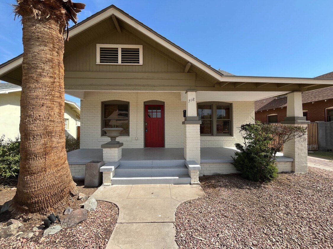 Primary Photo - Historic, Charming Home in Coronado Distri...