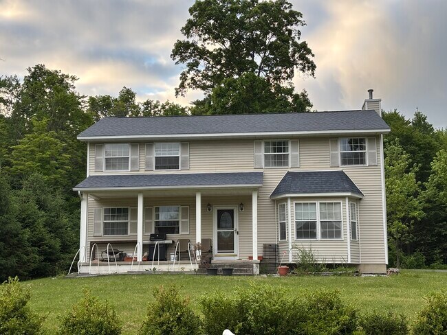 Foto del edificio - 296 Birchwood Dr N