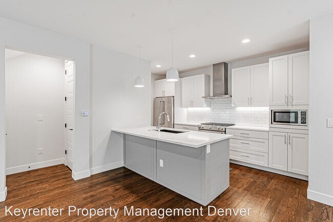 Building Photo - 3 br, 4 bath House - 415 Harrison St
