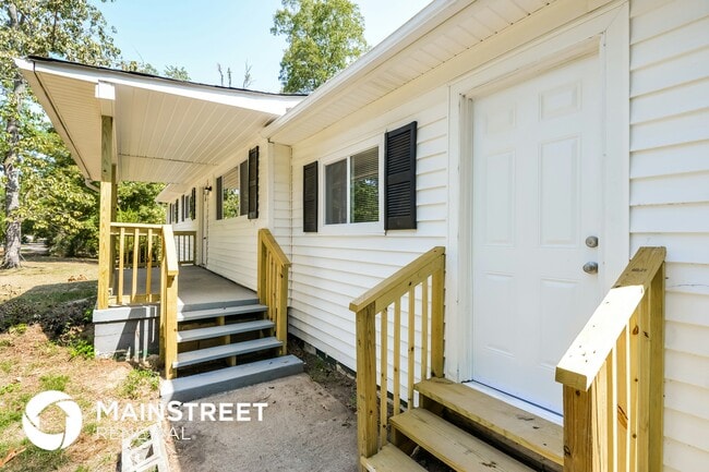 Foto del edificio - 7637 Ridge Tree Ln