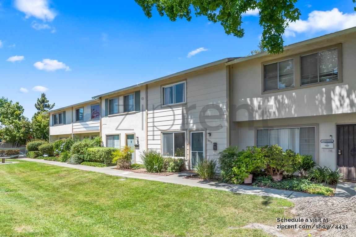 Foto principal - 38539 Royal Ann Common