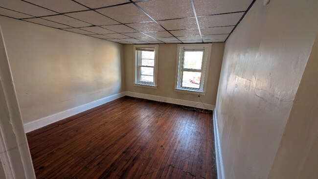 Foto del edificio - 376 Cherry St