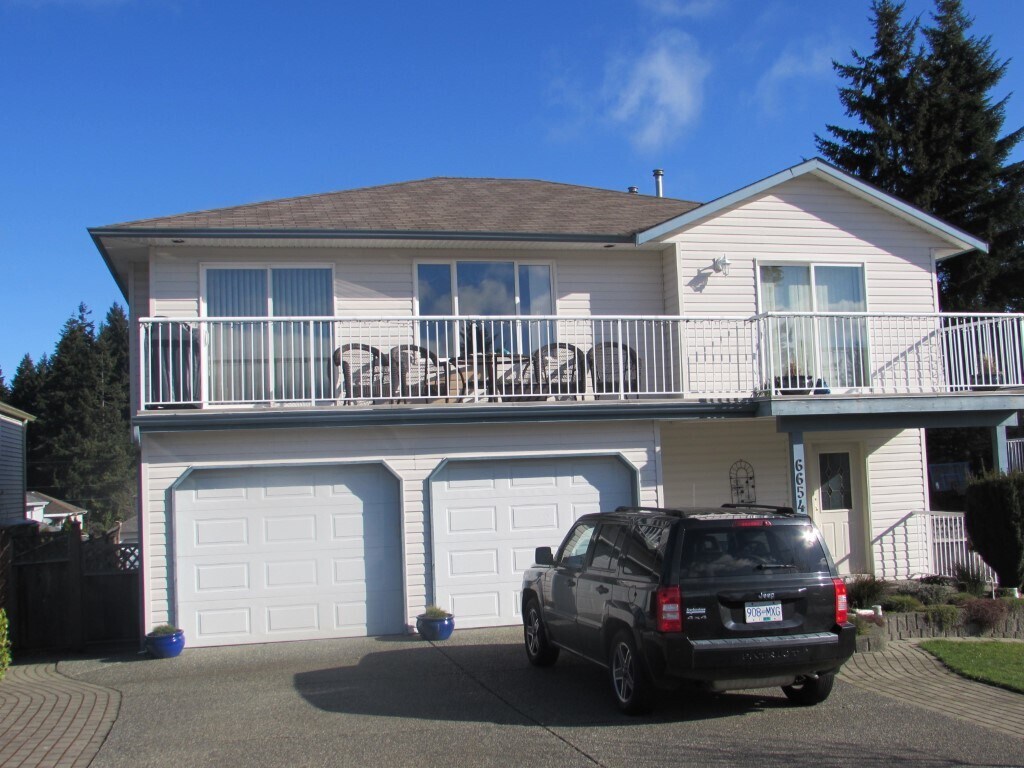 Photo principale - 6654 Everest Dr