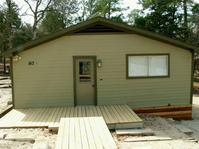 Building Photo - 143 Old Piney Trail