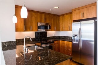 Building Photo - 38 N Almaden Blvd