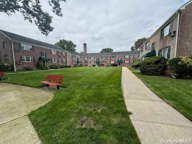 Building Photo - 988 Fenwood Dr