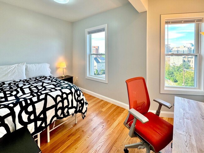 Foto del edificio - Charming 4 Bedroom