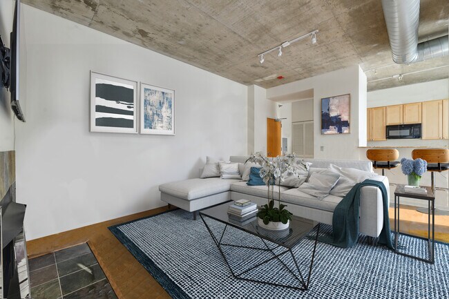 Building Photo - 700 N Larrabee St
