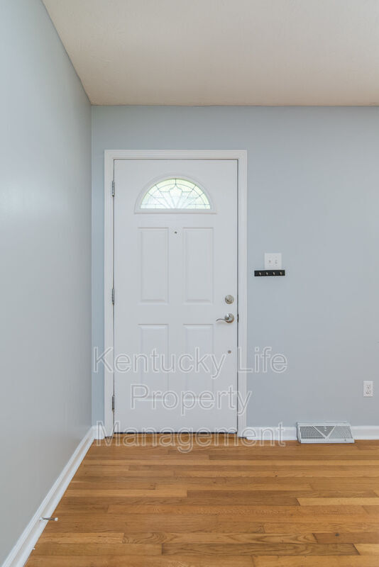 Building Photo - 3529 Galahad Dr