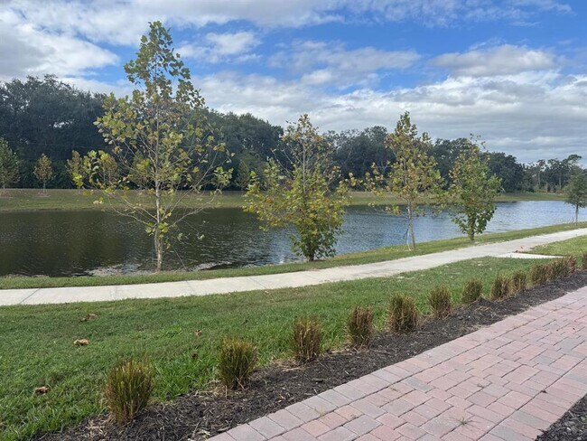 Foto del edificio - 4264 Campsite Lp