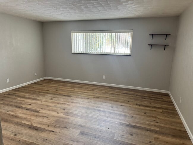 Building Photo - 310 30th Avenue Ct