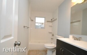 Foto del edificio - 8400 Harris Ave