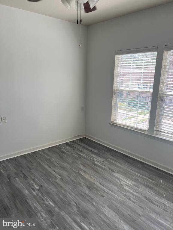 Foto del edificio - 5301 Wyndholme Cir