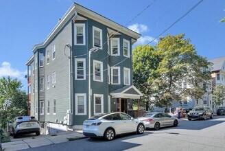 Building Photo - 22 Fisher Ave