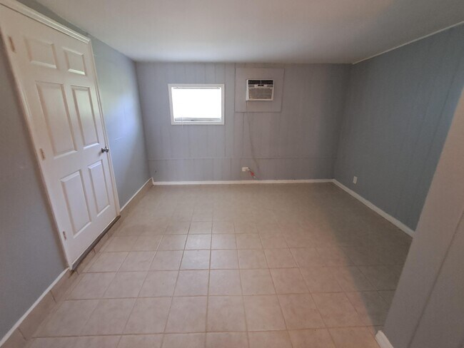 Building Photo - 936 Louisiana Ave