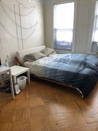 Building Photo - 41 AVENUE