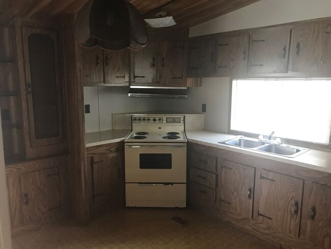 Foto del edificio - Come take a look at this 2 bedroom 1 bath ...