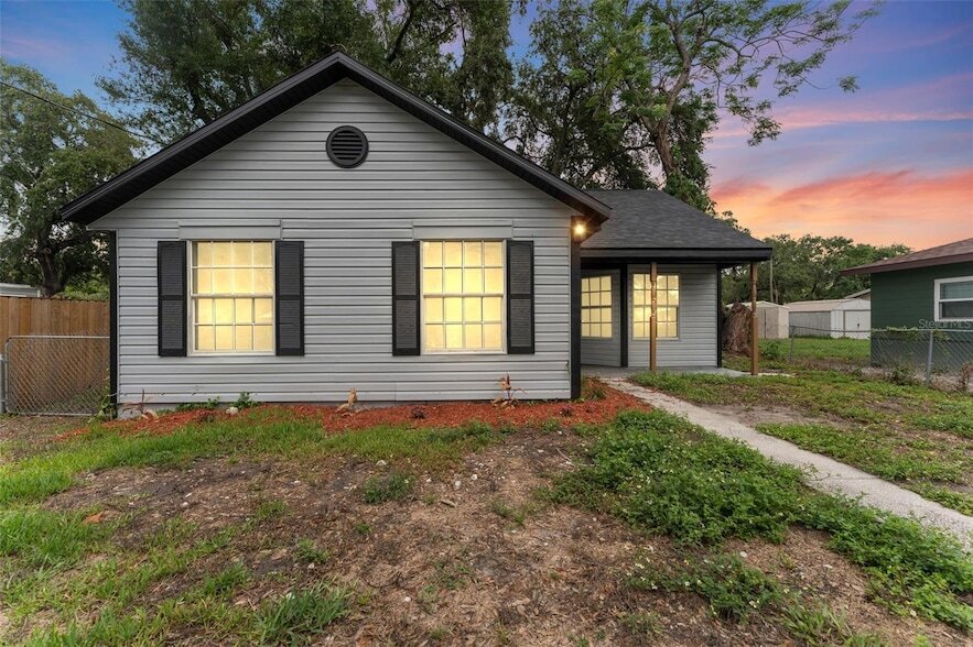 Foto principal - 2313 Palm Ave